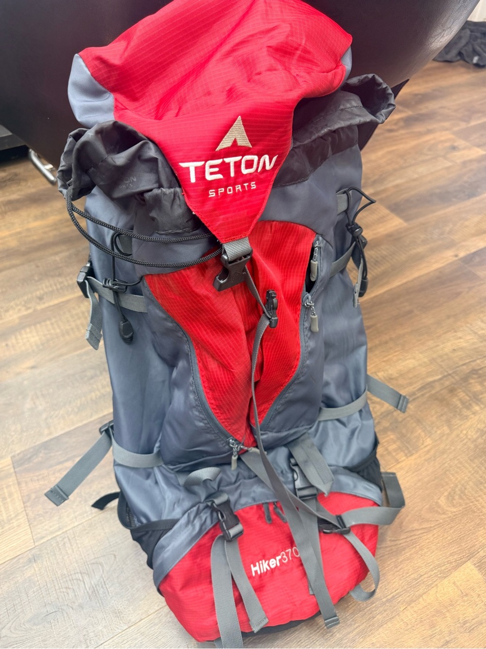 TETON Sports Hiker 3700 Men's Red and Gray Backpack
